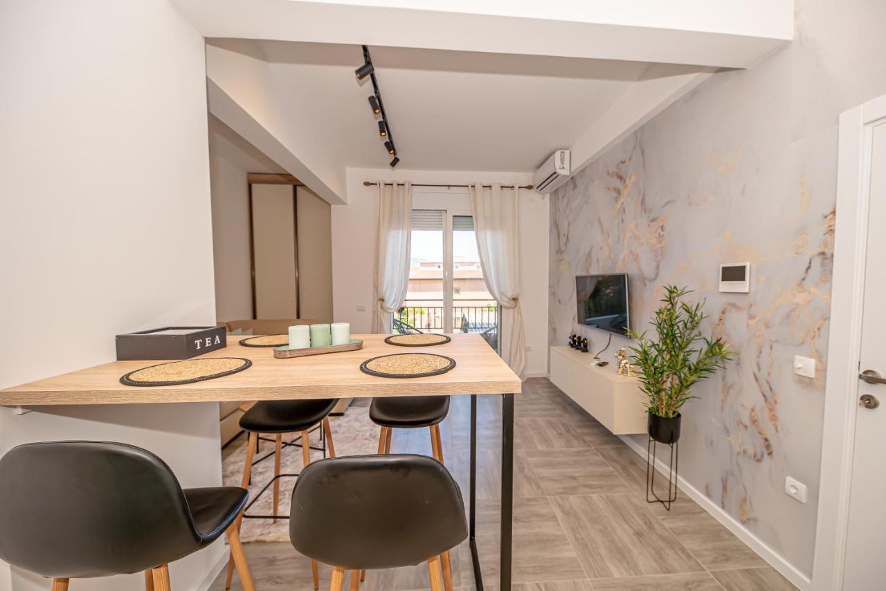 Appartement Elena à Bar Extérieur photo